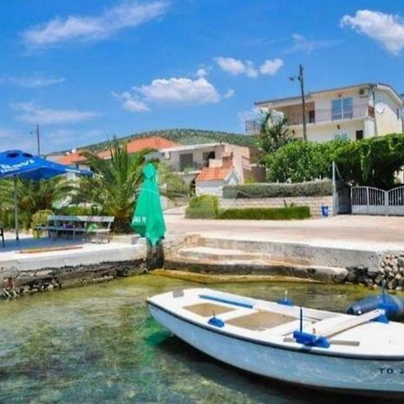 Apartman Mila Marina Exterior foto