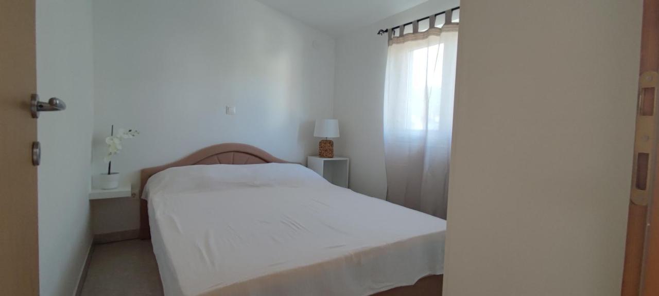 Apartman Mila Marina Exterior foto