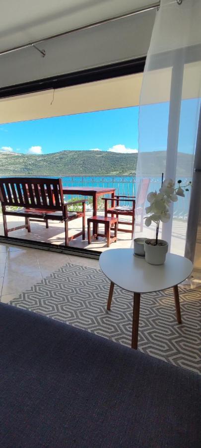 Apartman Mila Marina Exterior foto