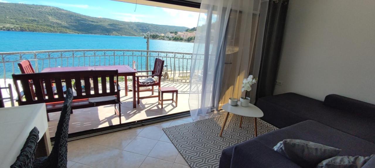 Apartman Mila Marina Exterior foto