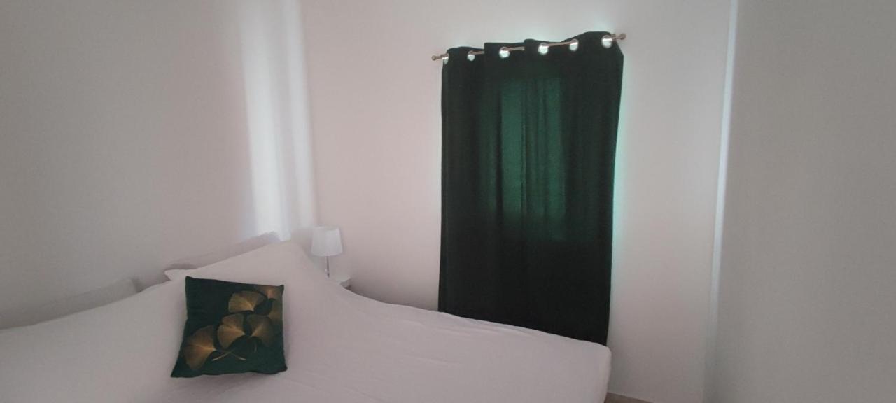Apartman Mila Marina Exterior foto